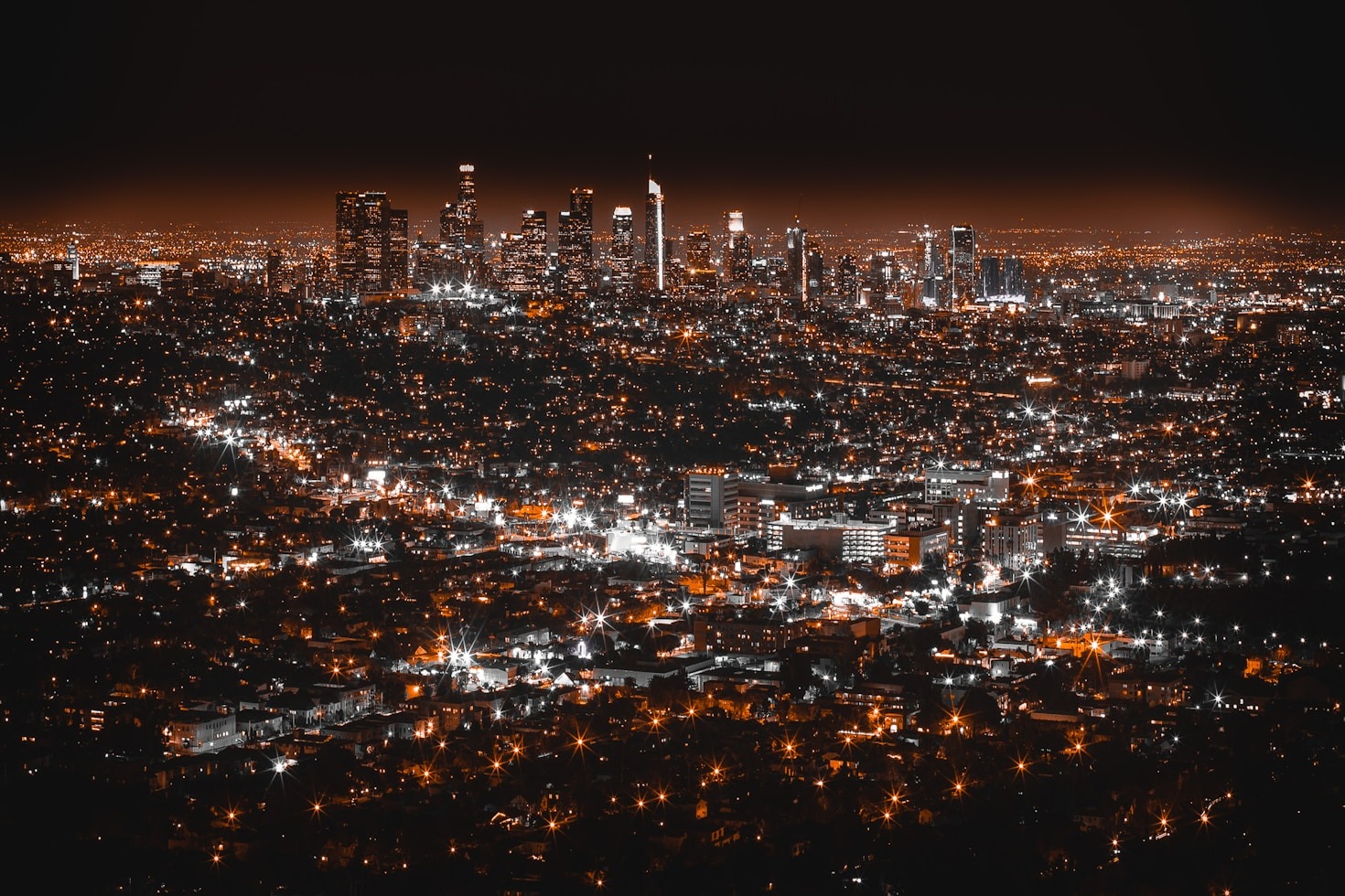 Collaborative Paths Toward Cleaner Metropolitan Environments